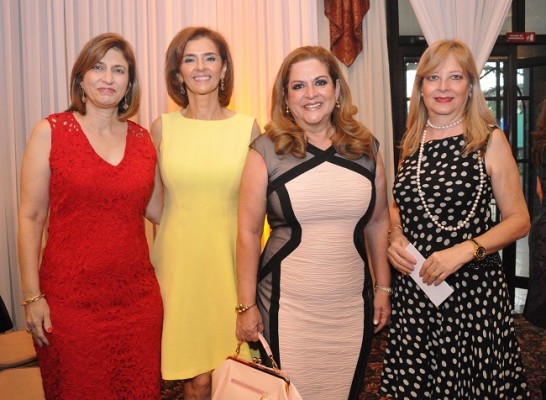 Yadira de Andonie, Suyapa de Monterroso, Elida de Diek y Maria Eugenia de Molinari.