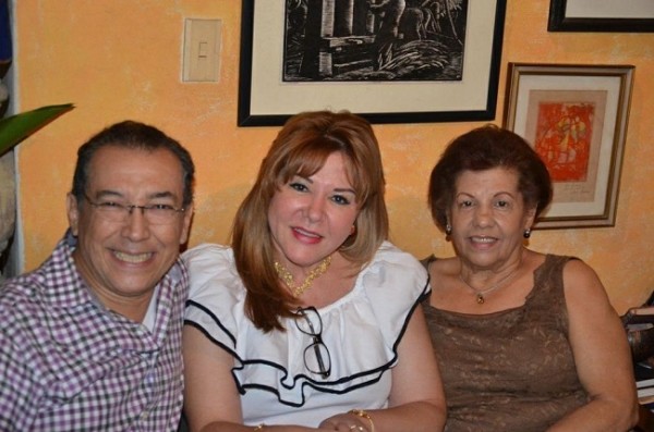Dr Joge Coto, Ruth Rapalo y Mirian de Rivera.