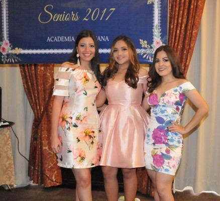 Isabella Segebre, Alexandra Caballero y Denisse Ferrari.