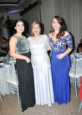 Alejandra Tejeda, Beatriz Argueta y Gissell Canales