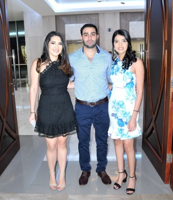 Daniela Murillo, Ofer Ronen y Melissa Murillo