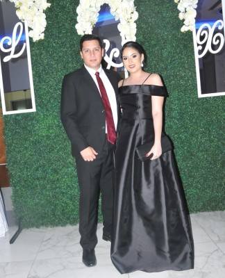 Fabrizio Flores y Josselyn Castro