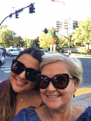 Isabell Betancourt con Martha Elisa Vargas