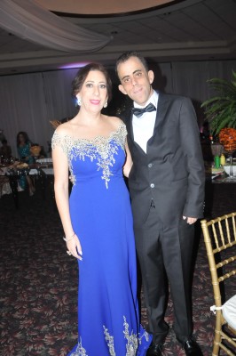 La madre de la novia, Maisa Bandak, junto a su hijo, Samer Bandak