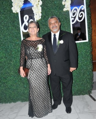Los padrinos de boda, Corina y Hernando Moya