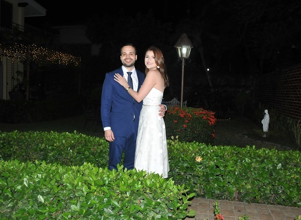 La boda de Carla y Julio…Un enlace civil muy íntimo y familiar