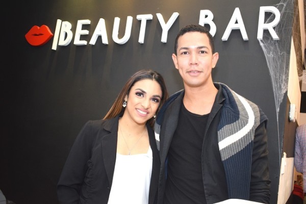 Parte del Staff de Beauty Bar, Leyla Rivera y Jamilh Da Silva.