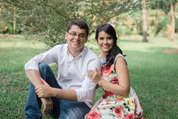 La pareja de enamorados planeó cada detalle de su esperado enlace matrimonial...y para muestra...¡Un botón!...esta es una fotografía de la preboda.