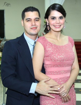 Rene A. Pineda y Astrid Paredes