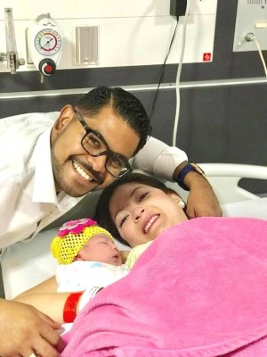 Los orgullosos padres, Carlos Sorto y Alejandrina, muy felices por el nacimiento de Adele Valentina Sorto Martínez