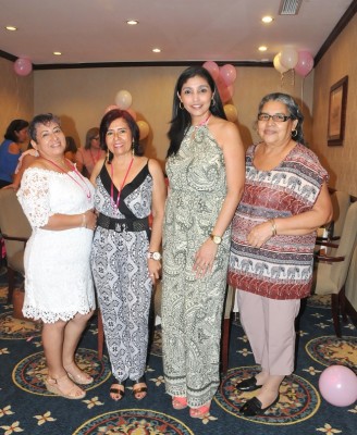 Elsa Miranda, Dalila Miranda, Jenny Calderini y Lucinda Contreras