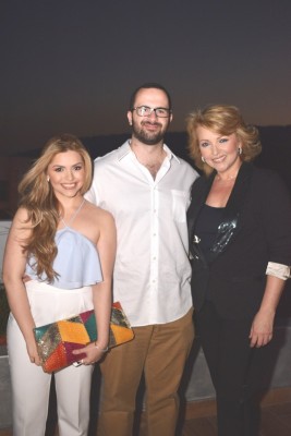 Mariela Bueso, Alfonso Faraj y Claudia Bueso