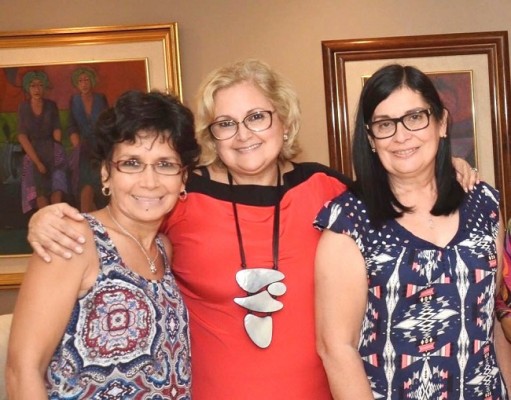 Silvia Andonie, Daniela Acosta y Martha Elisa Vargas