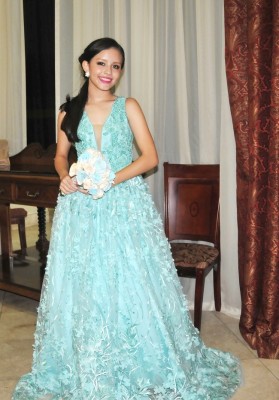 Andrea Enamorado en sus Sweet Sixteen ¡Que primor!