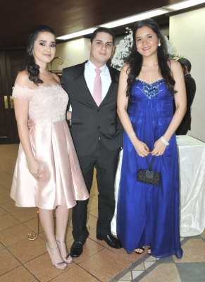 Gina Ocampo, Oswaldo Figueroa y Danna Banegas