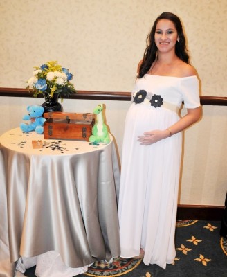 La futura mamá, Rocío Pérez de Godoy en una fotografía del recuerdo durante su Baby Shower