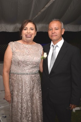 Los padres de la novia, Ana María y Luis Benítez