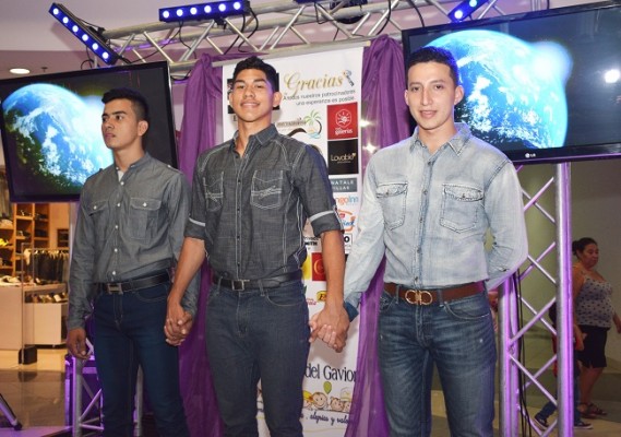 Los tres finalistas, Elvin Castro, Fernando Ponce y Naxer Nájera.