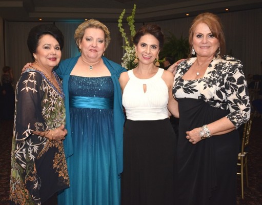 María Eugenia Abufele, Norma Valerio, Jackie Rodríguez y Sonia Valerio