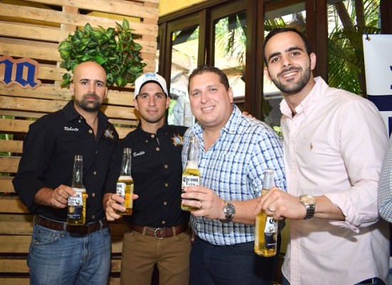 Roberto Calderón, Emilio Canahuati, Eduardo Romero y Odre Faraj