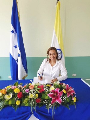 Rociar Bardales Lic. en Administracion de Empresas