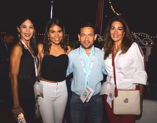 Sandra Dipalma, Alondra Caraccioli, Juan Alvarado y Elena Szydel