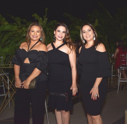 Sandra Mata, Dina Bendeck y Carmen Rodríguez