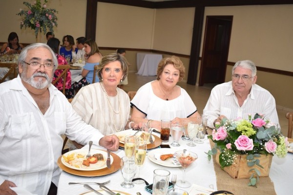 Antonio José, Teresa, Margarita y Carlos Coello