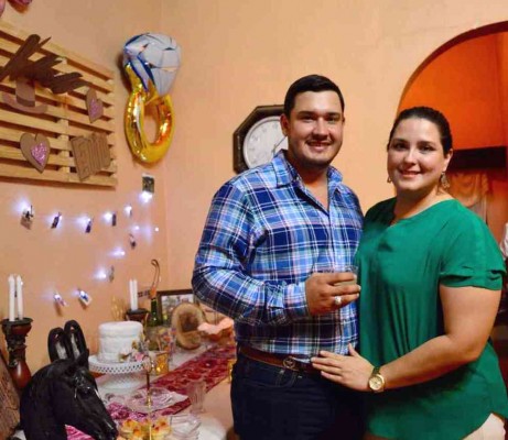 Eliu Rivera Pineda y Keyla Maria Rivera Pineda