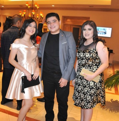 Fernanda Andino, Julio Paz y Ruth Marcela Flores