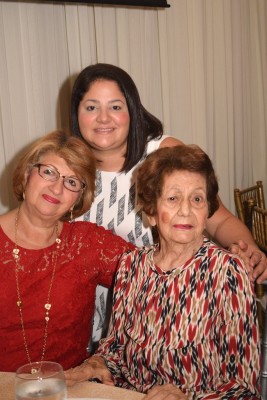 Jennifer Handal, Olga Sahury y Martha Yuja