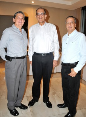 José Manuel Pineda Silva, Allan Bueso y Roberto Flores Gómez