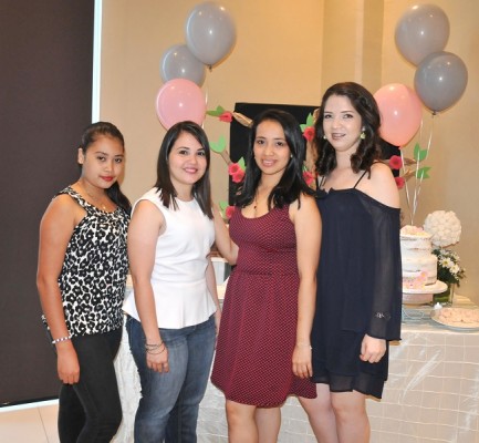 Karen Navarro, Suleyka Bardales, Ana Rodríguez y Paola Sabillón