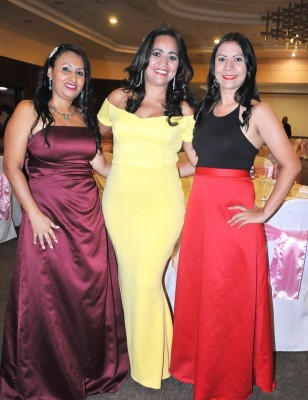 Maritza Zaldívar, Magdalena Zelaya y Angie Rivera