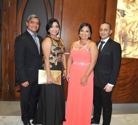 Marvin Argueta, Karime Argueta, Kristin Argueta de Aguilar y Douglas Aguilar