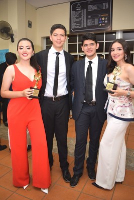 Stephanie Sandoval, José Mendoza, Aaron Merino y Raquel Selim
