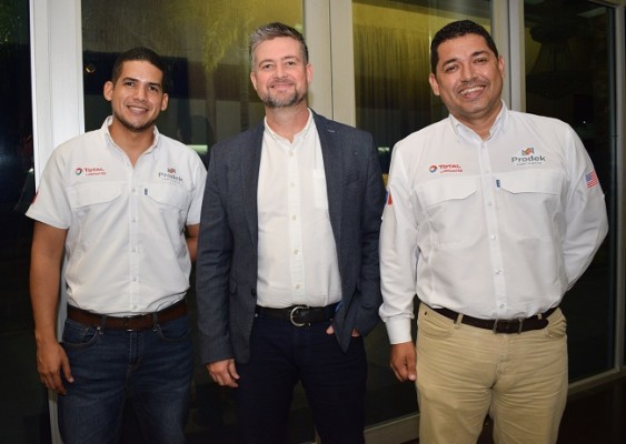 César Flores, Jorge Bronger y Marcos Sierra.