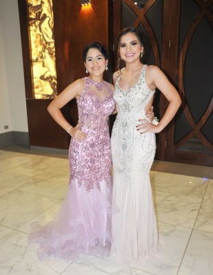 Allison Oviedo y Marcela Granillo