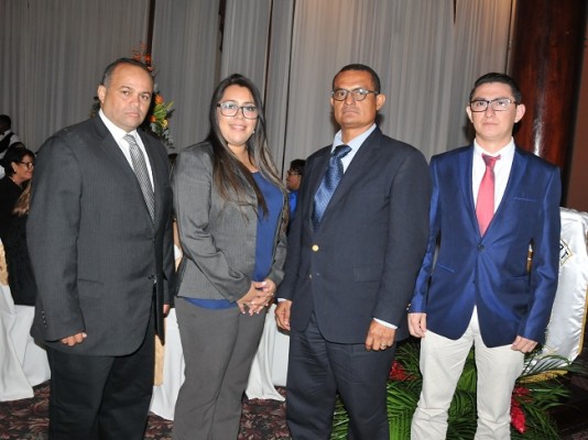 Carlos Alvarado, Mercedes Milla, Allan Barahona y Alexander Ortiz