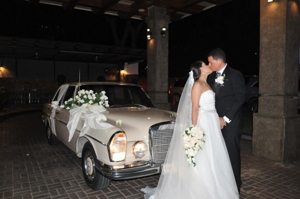 Tras un enlace único, ambos jóvenes hicieron de su boda un reportaje fotográfico fantástico