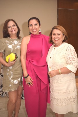 Daphne Sikaffy, Mavis Aragón y Gloria de Galeano