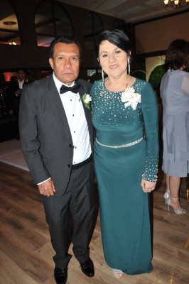 Los padres de la novia, Alberto Escalante y Gloria Esperanza Romero