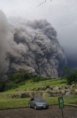 Volcán de Fuego 3