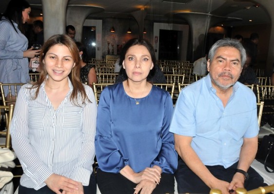 Alejandra Hernández, Maribel y José Alfredo Hernández