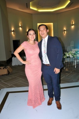 Itza Portillo y su esposo, Jackson Mak