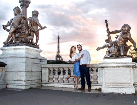 Jaime Alejandro y Flor de María en una imagen del recuerdo durante su viaje a Paris, Francia