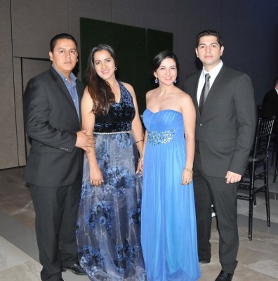 Josué Solis, Reina Ayala, Gabriela Paredes y Leonardo Boquín