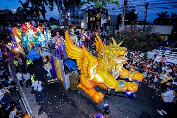 Desfile de carnaval sps