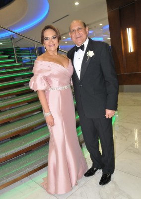 Los padres de la novia, Armando López Scott y Maria Elena Sikaffy de López