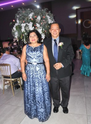 Los padres de la novia, Jorge Ulloa y Rosalinda Cardona